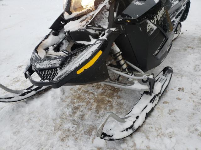 2BPSDNEB8EV000031 - 2014 SKI DOO SNOWMOBILE BLACK photo 9