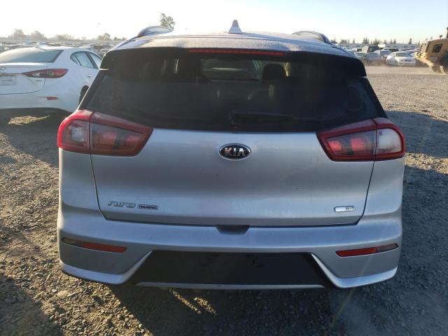 KNDCC3LC0K5255782 - 2019 KIA NIRO EX SILVER photo 6