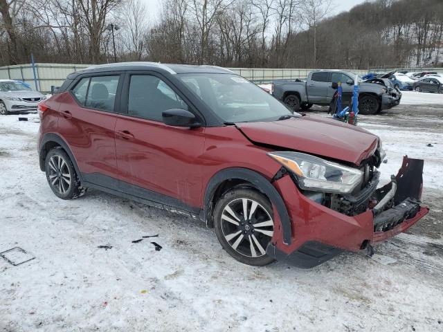 3N1CP5CU3JL546352 - 2018 NISSAN KICKS S MAROON photo 4