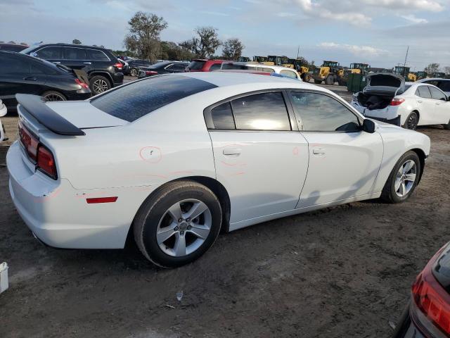 2C3CDXBGXDH552518 - 2013 DODGE CHARGER SE WHITE photo 3