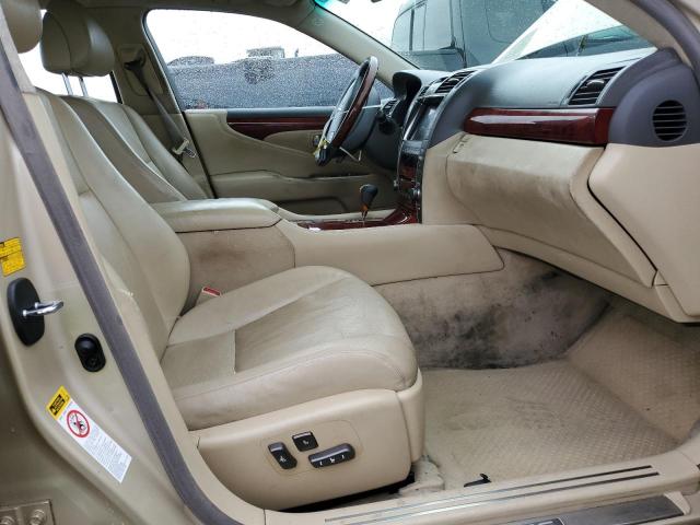 JTHGL46F375009442 - 2007 LEXUS LS 460L CREAM photo 7