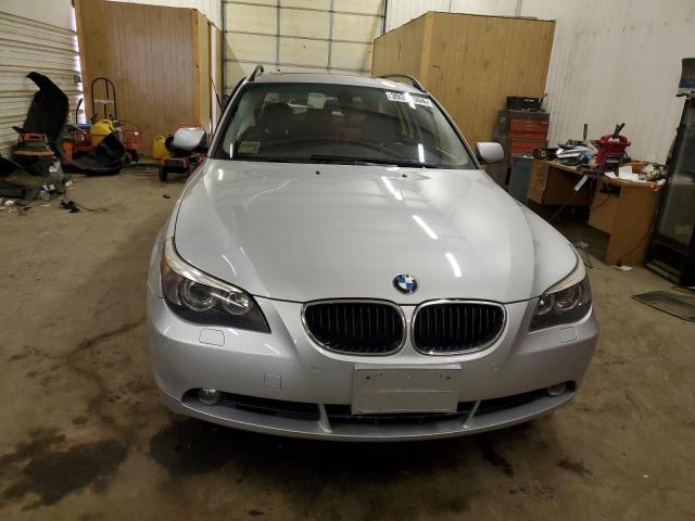 WBANN73526CN01581 - 2006 BMW 530 XIT SILVER photo 5