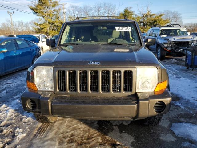 1J8HG48N96C274447 - 2006 JEEP COMMANDER GRAY photo 5