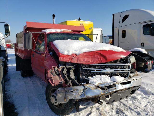 1GBJC34U97E133478 - 2007 CHEVROLET SILVERADO C3500 RED photo 4