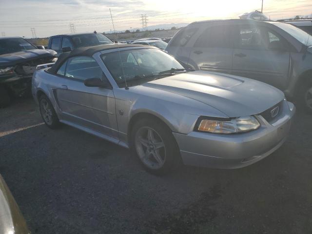 1FAFP44614F197622 - 2004 FORD MUSTANG SILVER photo 4