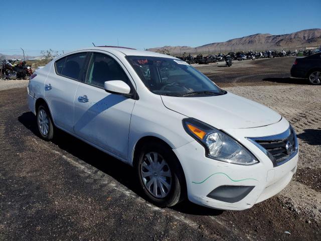 3N1CN7AP8KL879436 - 2019 NISSAN VERSA S WHITE photo 4