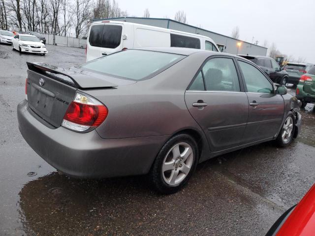 4T1BE30K95U972415 - 2005 TOYOTA CAMRY LE GRAY photo 3