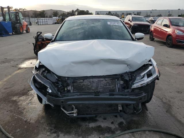 3VWD67AJ3GM341736 - 2016 VOLKSWAGEN JETTA SE WHITE photo 5