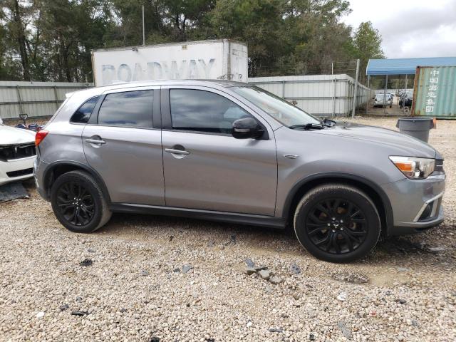 JA4AP3AU2JU005675 - 2018 MITSUBISHI OUTLANDER ES GRAY photo 4