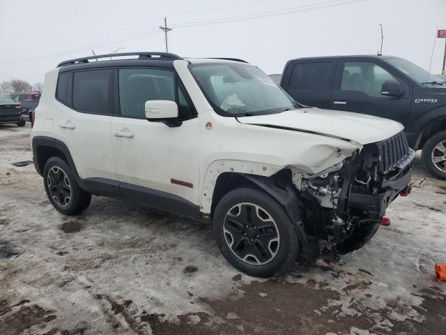 ZACCJBCT8GPD25706 - 2016 JEEP RENEGADE TRAILHAWK WHITE photo 4