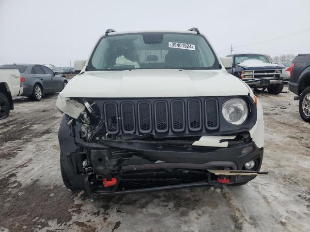 ZACCJBCT8GPD25706 - 2016 JEEP RENEGADE TRAILHAWK WHITE photo 5