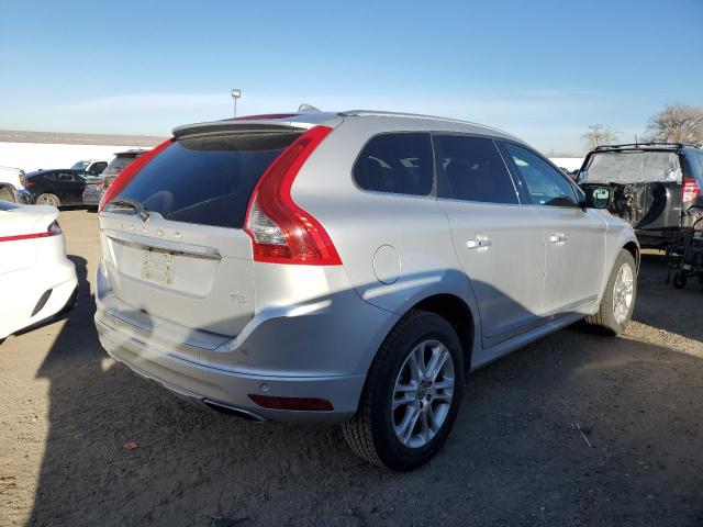 YV440MDC7F2589409 - 2015 VOLVO XC60 T5 PREMIER+ SILVER photo 3