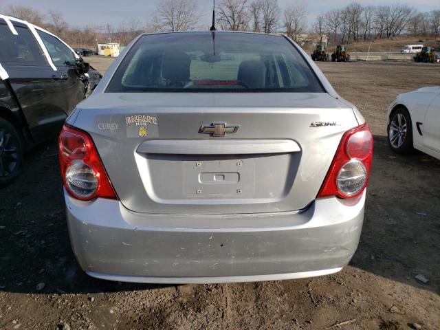 1G1JA5SH8C4182361 - 2012 CHEVROLET SONIC LS 银色 照片 6