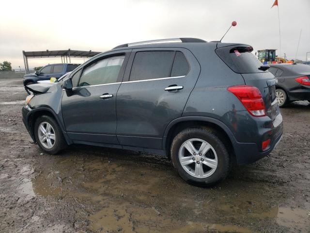 KL7CJLSB9JB618009 - 2018 CHEVROLET TRAX 1LT GRAY photo 2