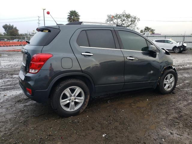 KL7CJLSB9JB618009 - 2018 CHEVROLET TRAX 1LT GRAY photo 3