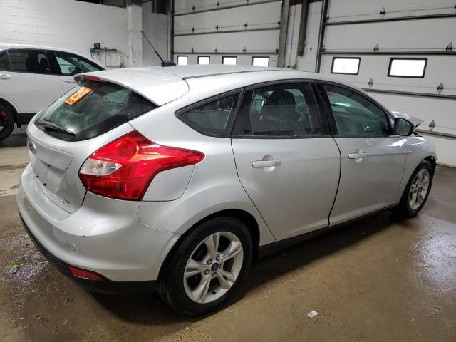 1FADP3K22EL441749 - 2014 FORD FOCUS SE SILVER photo 3