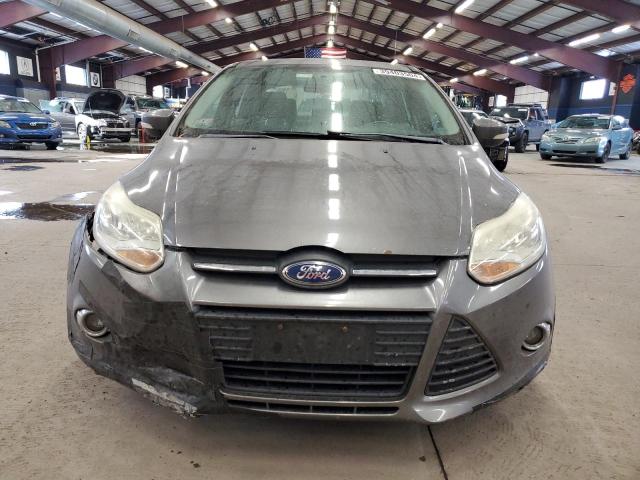 1FAHP3F25CL213012 - 2012 FORD FOCUS SE GRAY photo 5