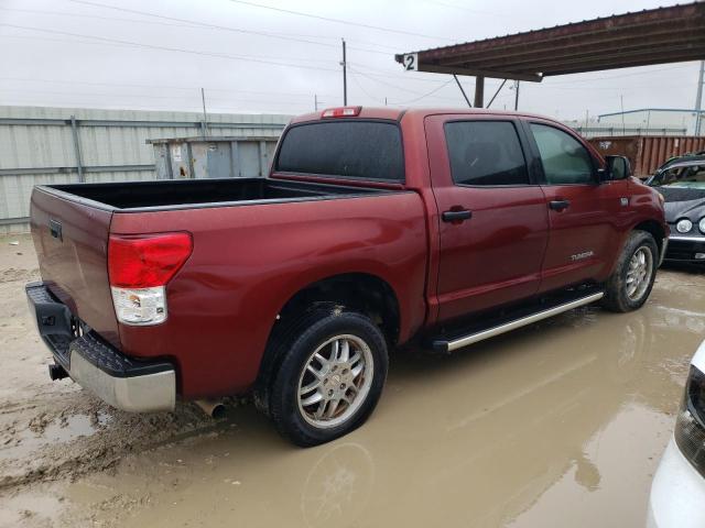 5TFEM5F11AX010004 - 2010 TOYOTA TUNDRA CREWMAX SR5 RED photo 3