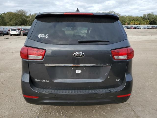 KNDMB5C16H6267150 - 2017 KIA SEDONA LX GRAY photo 6