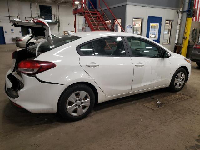 3KPFK4A70HE112212 - 2017 KIA FORTE LX WHITE photo 3