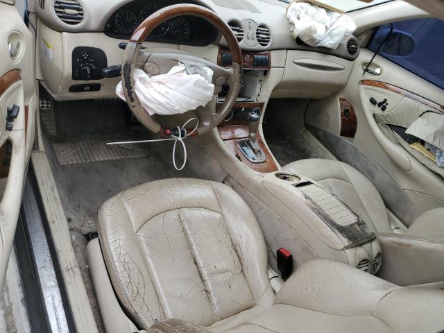 WDBTJ56H28F245586 - 2008 MERCEDES-BENZ CLK 350 WHITE photo 8