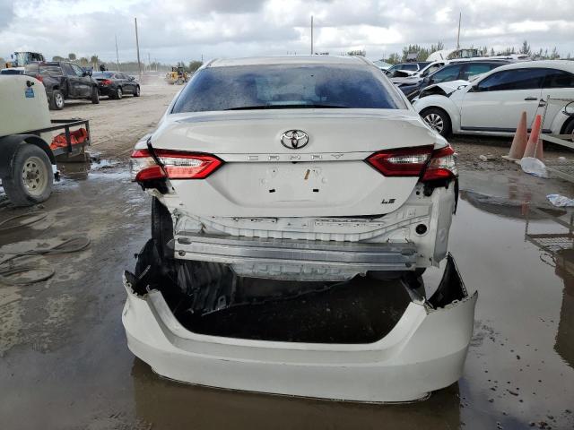 4T1B11HK6JU567949 - 2018 TOYOTA CAMRY L WHITE photo 6