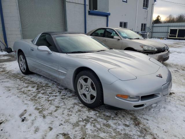 1G1YY22G0V5106193 - 1997 CHEVROLET CORVETTE SILVER photo 4