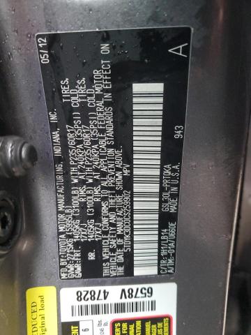 5TDYK3DC0CS259902 - 2012 TOYOTA SIENNA XLE GRAY photo 13