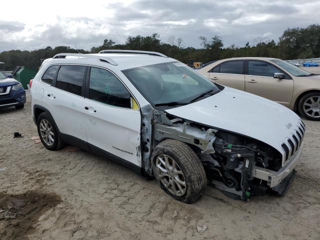 1C4PJLCB7HW616989 - 2017 JEEP CHEROKEE LATITUDE WHITE photo 4