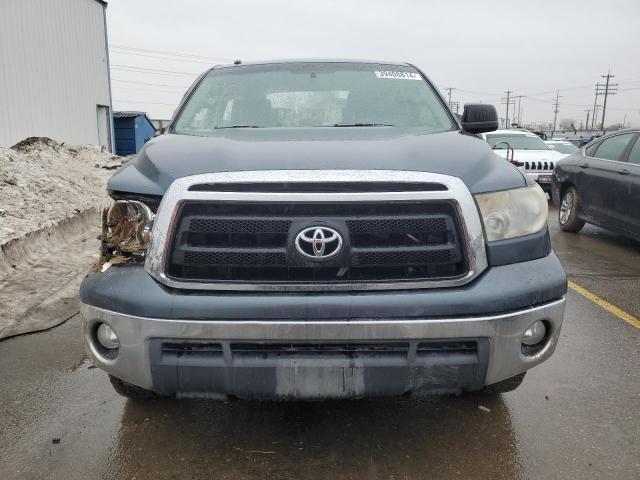 5TFDY5F19AX136627 - 2010 TOYOTA TUNDRA CREWMAX SR5 BLUE photo 5