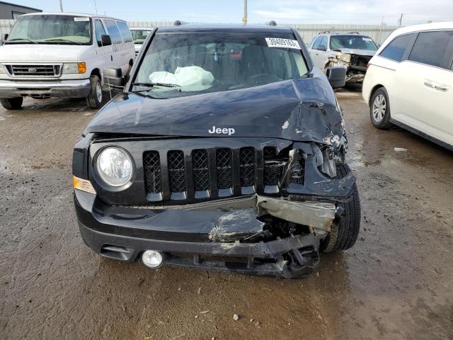 1C4NJRFB9GD708363 - 2016 JEEP PATRIOT LATITUDE BLACK photo 5