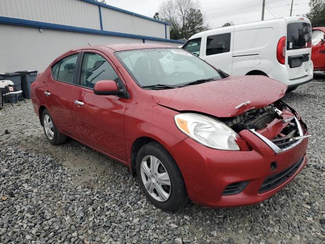 3N1CN7AP2DL854437 - 2013 NISSAN VERSA S RED photo 4