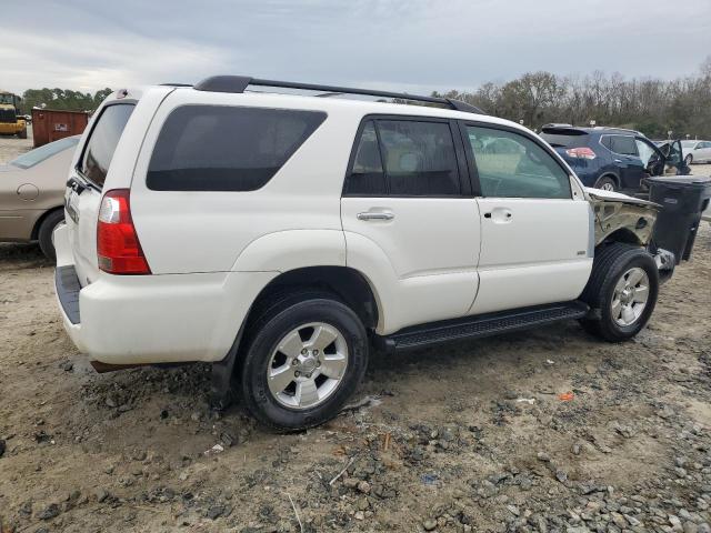 JTEZU14RX68055829 - 2006 TOYOTA 4RUNNER SR5 WHITE photo 3