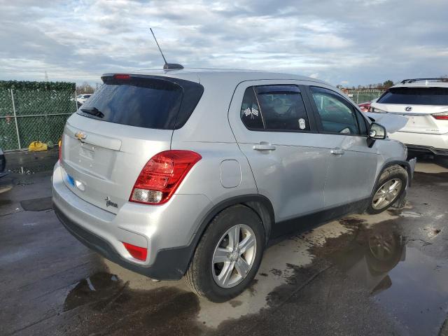 3GNCJKSB5KL202737 - 2019 CHEVROLET TRAX LS SILVER photo 3