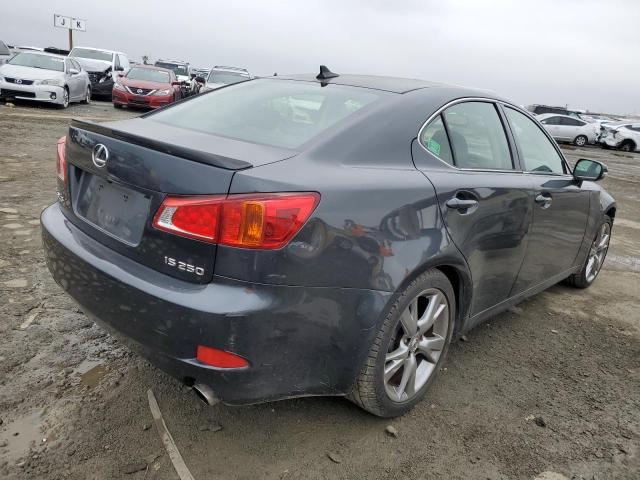 JTHBF5C20A5111278 - 2010 LEXUS IS 250 GRAY photo 3