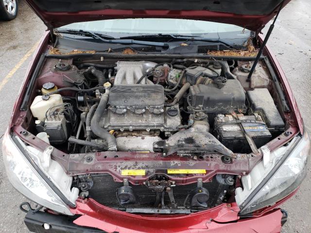 4T1BF30K42U026795 - 2002 TOYOTA CAMRY LE RED photo 11