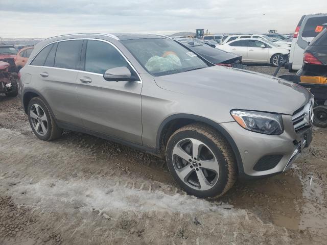 WDC0G4JB7KV158757 - 2019 MERCEDES-BENZ GLC 300 GRAY photo 4