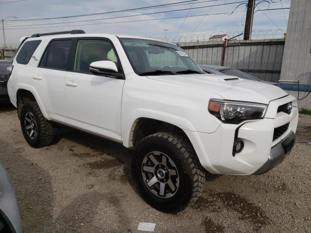 JTEBU5JR0K5691894 - 2019 TOYOTA 4RUNNER SR5 WHITE photo 4