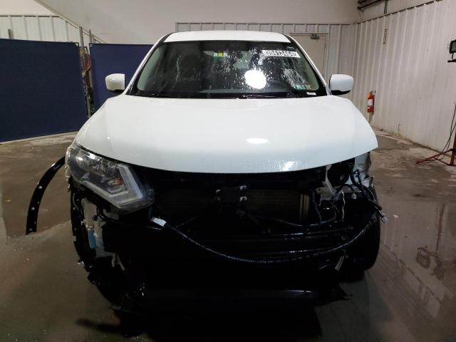 5N1AT2MV4JC756097 - 2018 NISSAN ROGUE S WHITE photo 5