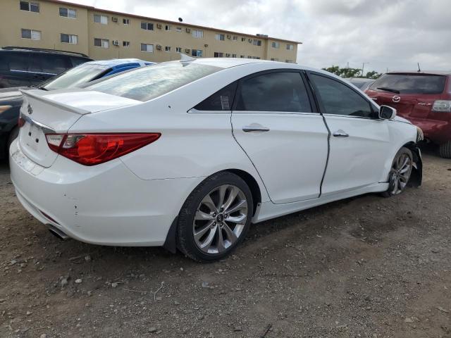 5NPEC4AC3DH778122 - 2013 HYUNDAI SONATA SE WHITE photo 3