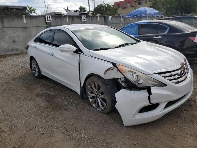 5NPEC4AC3DH778122 - 2013 HYUNDAI SONATA SE WHITE photo 4