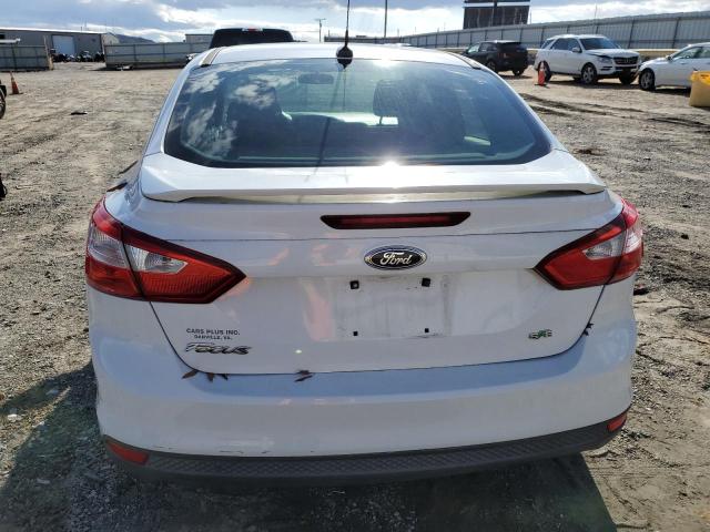 1FAHP3F26CL172101 - 2012 FORD FOCUS SE WHITE photo 6