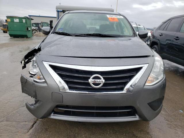 3N1CN7AP1HL905481 - 2017 NISSAN VERSA S GRAY photo 5