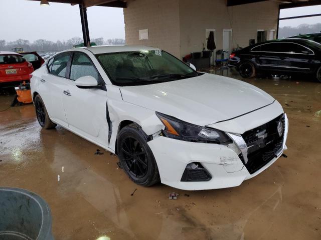 1N4BL4BV2NN318833 - 2022 NISSAN ALTIMA S WHITE photo 4