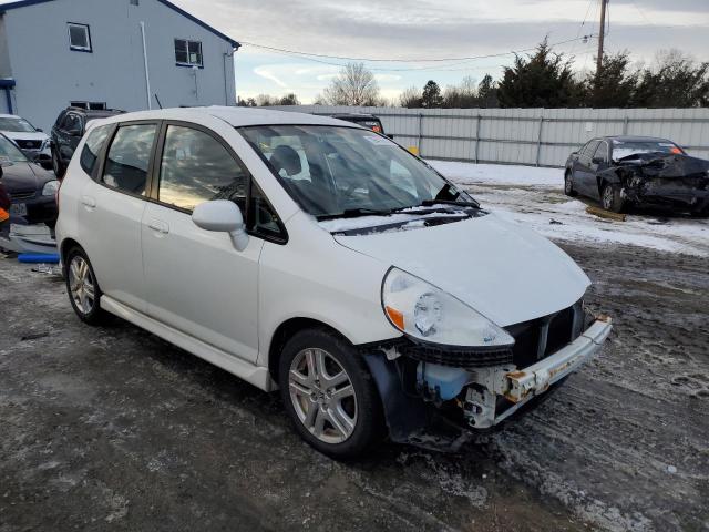 JHMGD38607S016726 - 2007 HONDA FIT S WHITE photo 4