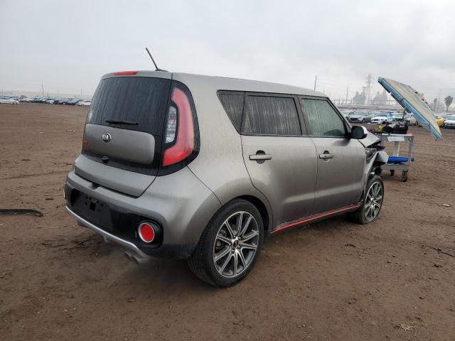 KNDJX3AA2J7548891 - 2018 KIA SOUL ! GRAY photo 3