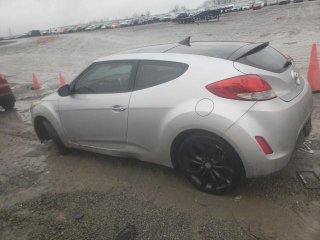 KMHTC6AD8CU024936 - 2012 HYUNDAI VELOSTER SILVER photo 2