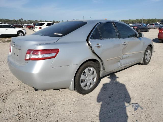 4T1BF3EK0BU610927 - 2011 TOYOTA CAMRY BASE SILVER photo 3