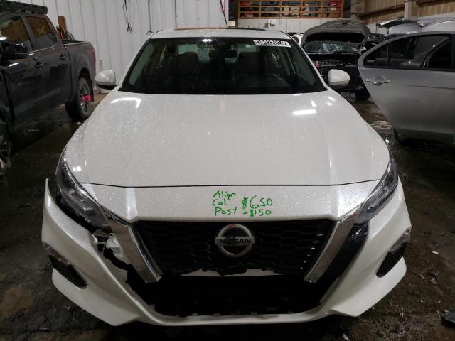 1N4BL4DW4NN305765 - 2022 NISSAN ALTIMA SV WHITE photo 5