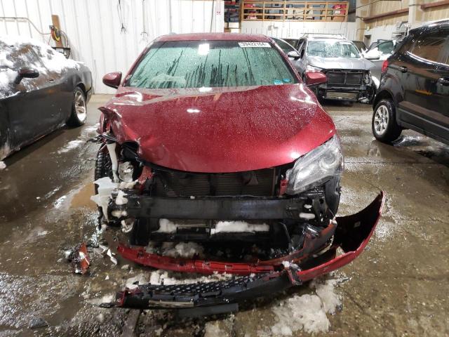 4T1BF1FK0HU735390 - 2017 TOYOTA CAMRY SE LE 勃艮第红 照片 5